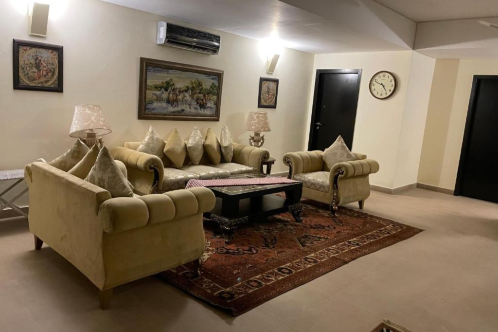 Apartments For Rent in Lahore