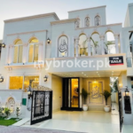 Luxurious Charm of Bahria Town Lahore: A Dream House Awaits!